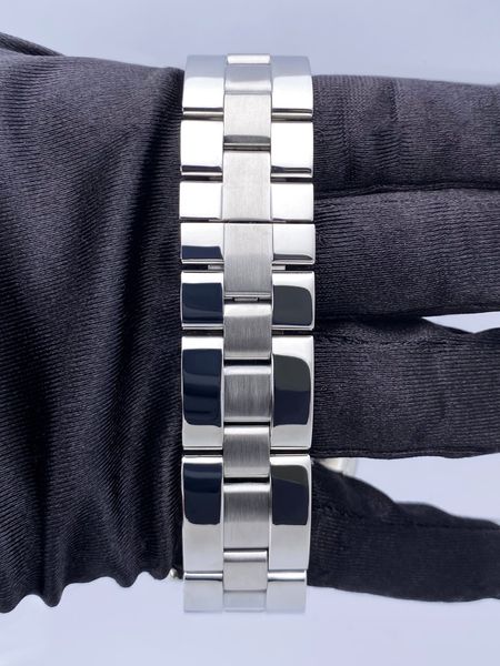 Cartier Roadster W62020X6
